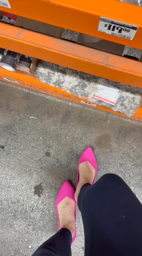 feet foot fetish shoes toes gif