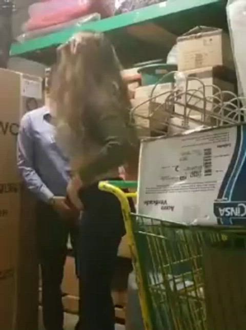 She had no way to pay for her boyfriend's gift, and the store owner offered her another