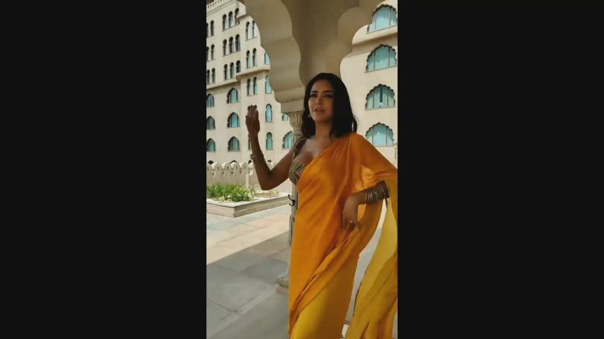 Armpits Boobs Cleavage gif