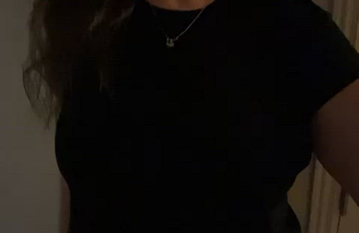 I hope I can find a guy who loves my big mommy milkers at the bar tonight [22F]