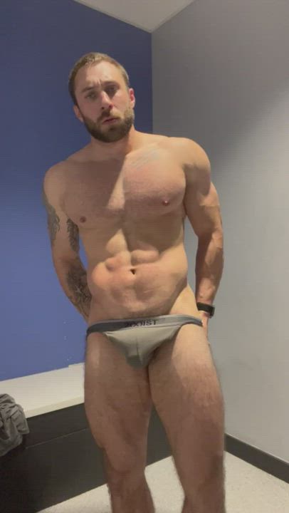 Quick locker room jerk