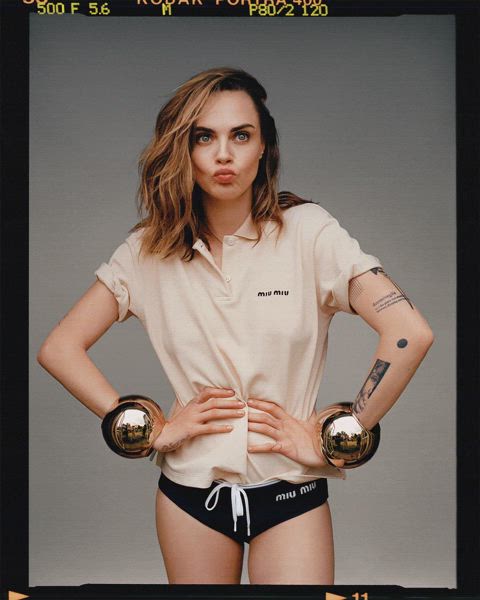 cara delevingne funny legs gif