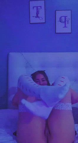 Latina Legs Model Pussy Teen Teens Webcam gif