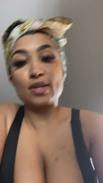 Areolas Nipslip Tits gif