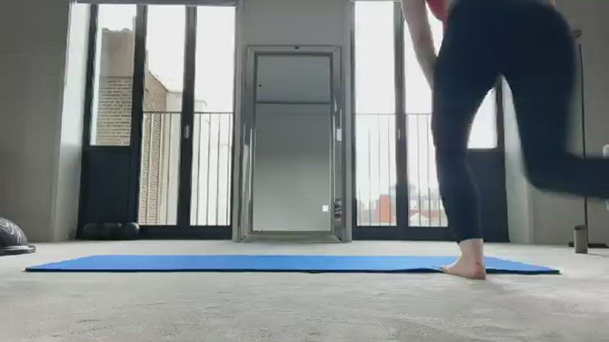Elle Fanning Yoga Yoga Pants gif