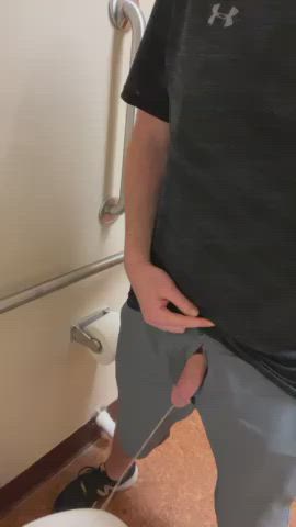 Love a good piss break at work