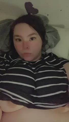 big tits boobs milf bbw curvy goth-girls gif