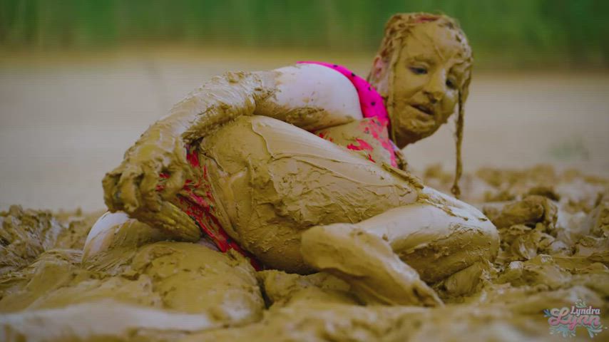 Masturbating in a large mud lake [F] [OC]