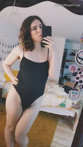 Big Dick Girl Dick Girlfriend Girls Hotwife Lingerie Mirror Selfie TikTok Porn GIF