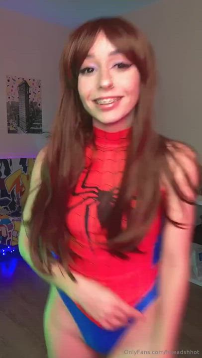 AL1C3 BONG LEAKED OF ⬇️⬇️⬇️