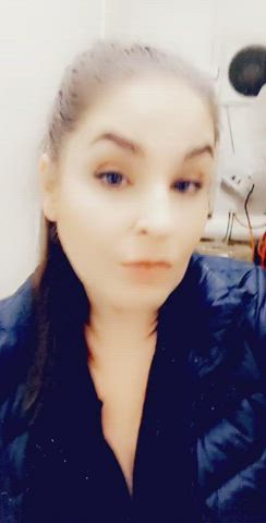 (f) constantly horny at work 🥵😩