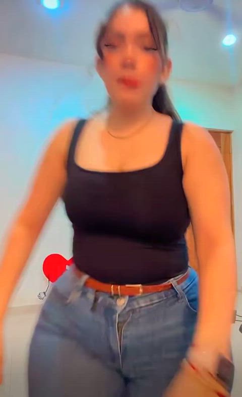 ass big ass booty brunette jeans latina thick thick-booty gif