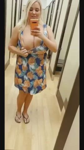 annabel redd bbw blonde huge tits natural tits vertical gif