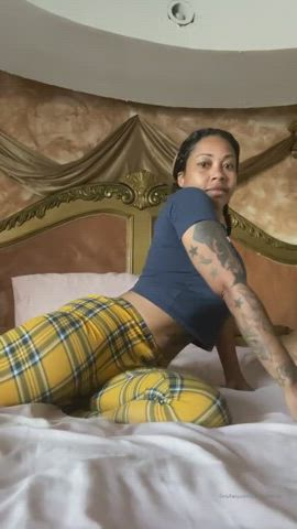 body bubble butt ebony hourglass huge tits gif