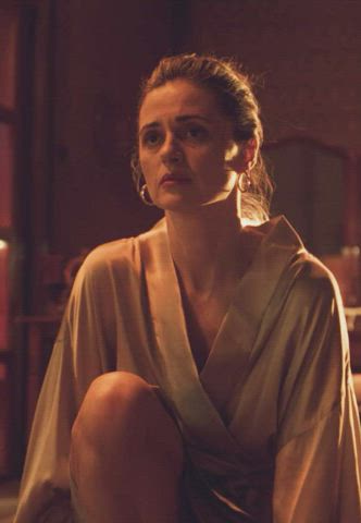 Agnieszka Grochowska Incredible 42 Years Old Polish Butt In Netflix Film How I Fell