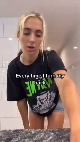 Rate her booty
