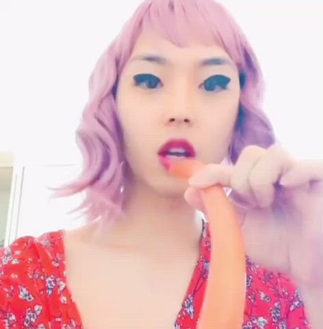 Throatfucking myself with a long dildo 🤤