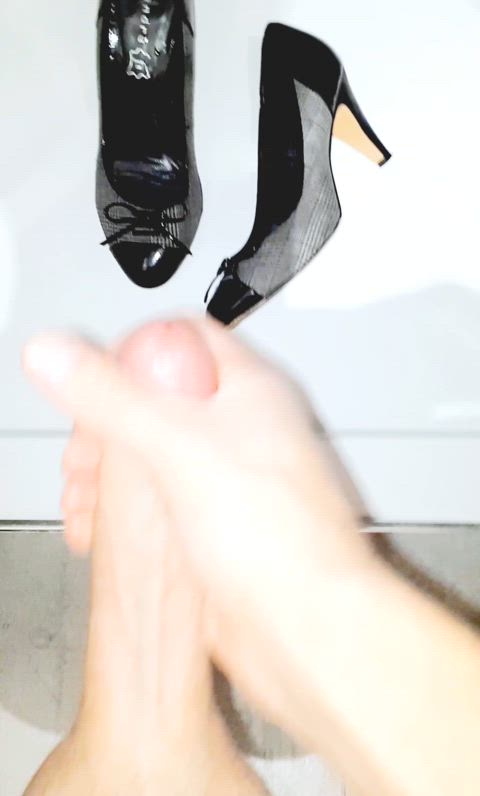 cum cumshot heels gif
