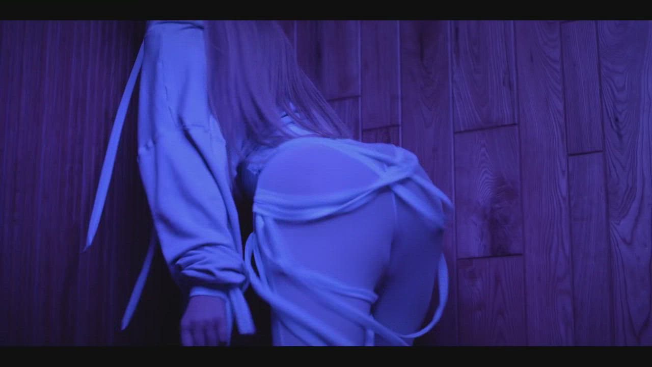 Ass Celebrity Iggy Azalea Twerking gif