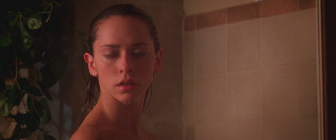 Celebrity Jennifer Love Hewitt See Through Clothing gif