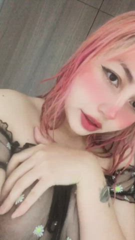 do you think my boobs have a good shape?[f]