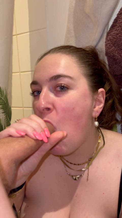 Sucking off the landlord