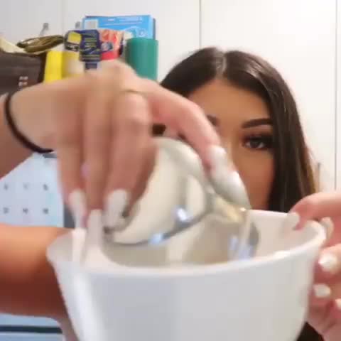 HAHHA SHE WAS LIKE WTF IS THIS SHIT