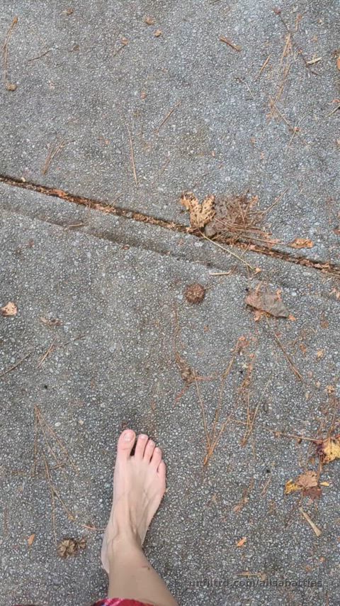dirty feet fansly feet feet fetish onlyfans public walking gif