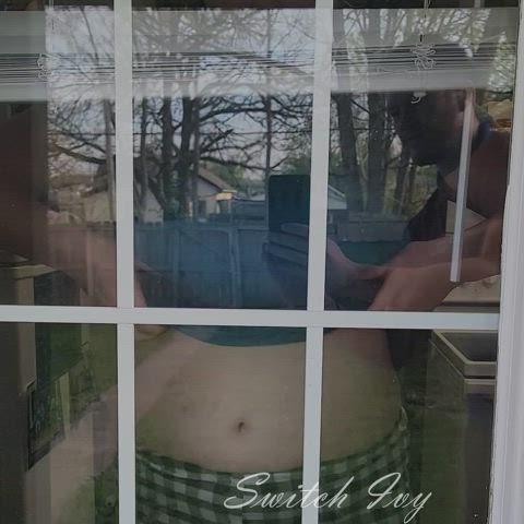 Flashing against the Window [Drop]