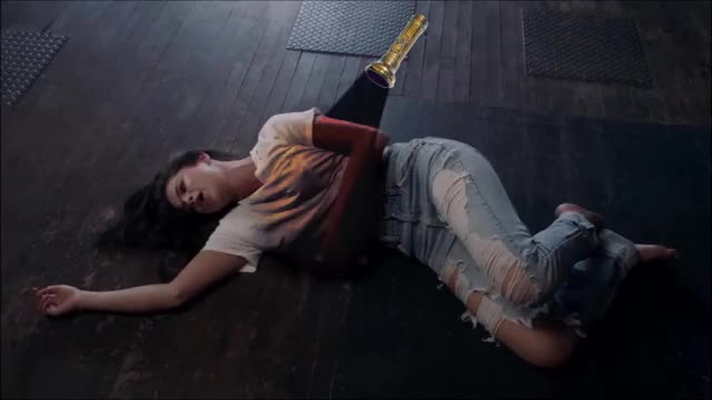 Selena Gomez GIF [OC] [CELEB] a little fun with my 'flesh light'
