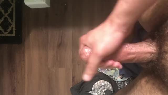 25 yo Busting a huge load on the floor