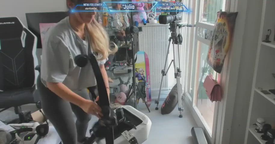 Chair fixing underboob