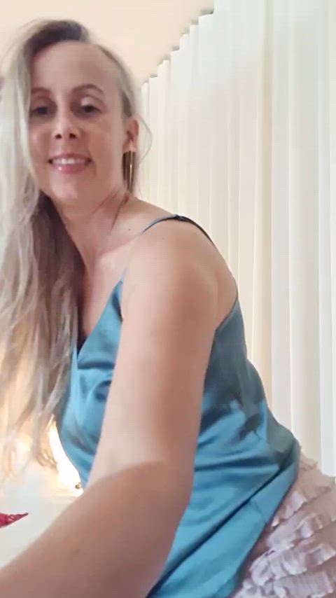 hotwife milf mature milfs thefunmilf milfnhoney gif