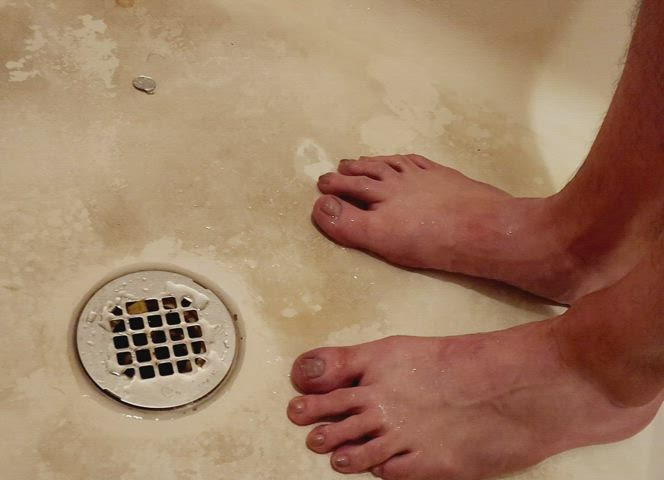 feet feet fetish findom foot foot fetish foot worship piss pissing gif