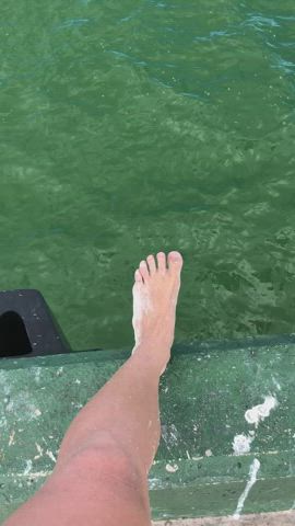 My pretty foot ready to kick slaves