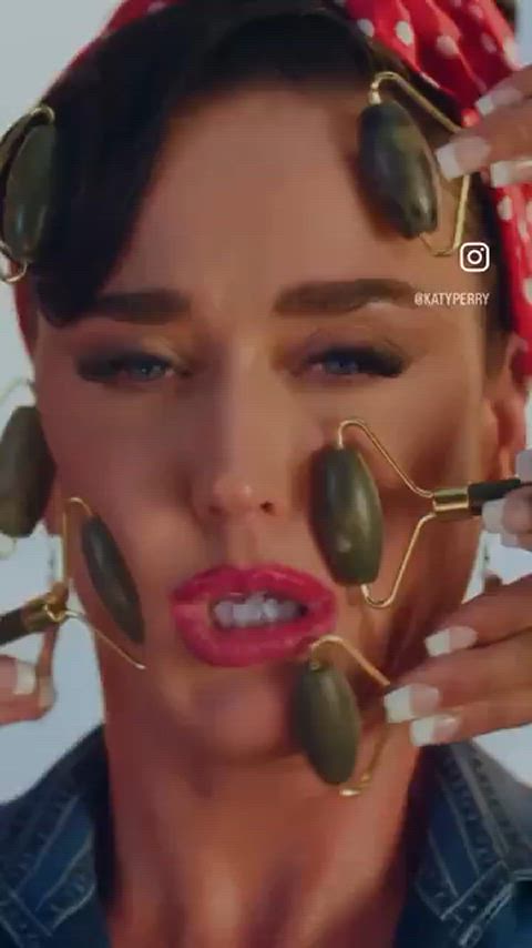 celebrity cleavage katy perry gif