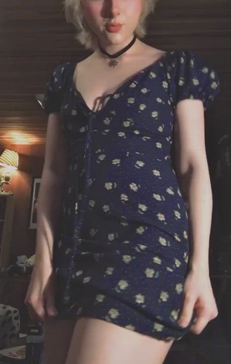 The florals aren’t what need pollinating ??