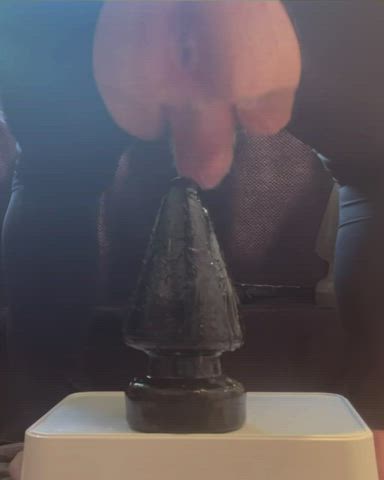 Me and my hole just devouring a giant plug.