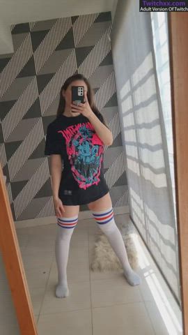 18 years old babe big tits model natural tits onlyfans petite teen tiktok gif