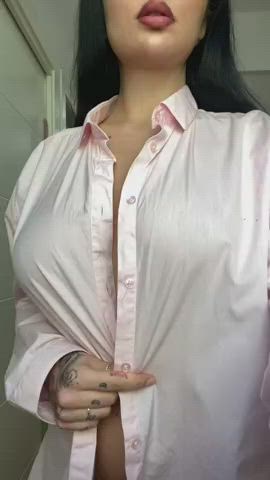 big tits blonde boobs bouncing bouncing tits huge tits gif