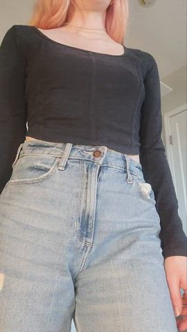 Would you stop your game to cum on my tits?
