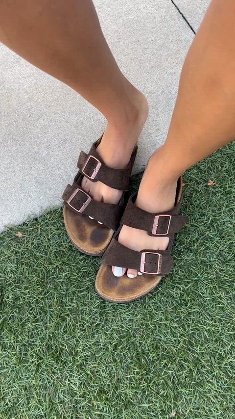 I just had to show you guys my toe prints