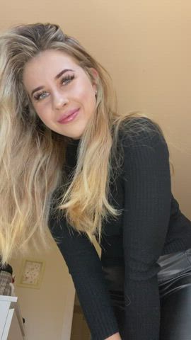 Only say hiii if you’d fuck my English ass