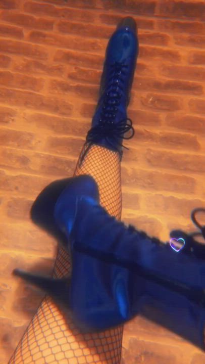 I want new subbies to tease