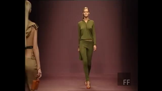 Prada | Fall Winter 1999/2000 Full Show | Exclusive