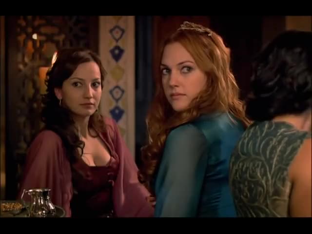 Muhteşem Yüzyıl - 2.Bölüm (HD) Hurrem looking back