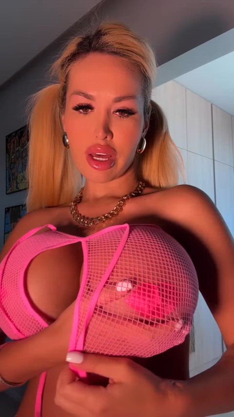 amateur ass big ass big tits bimbo blonde boobs milf onlyfans tits gif