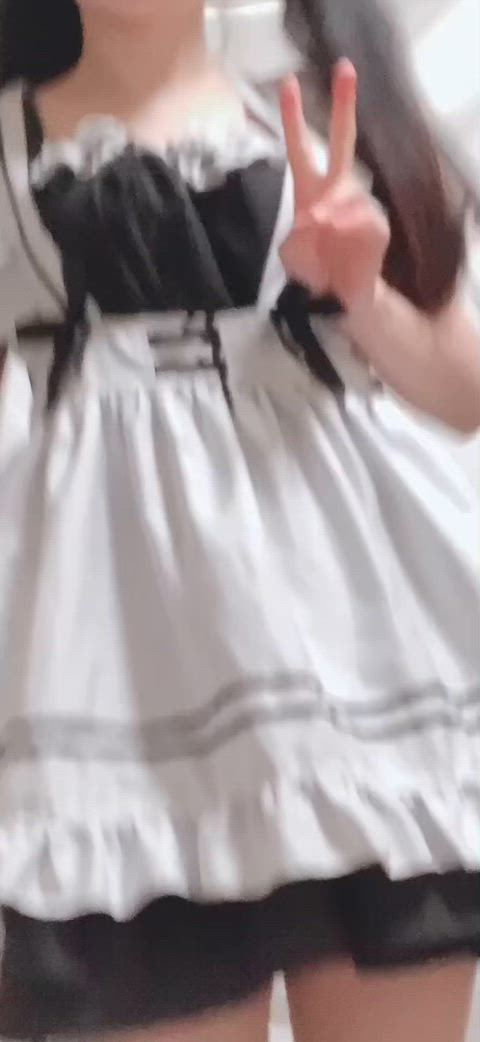 18 years old natural pigtails solo teens tiny webcam tik-tok gif