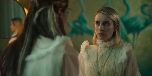 Emma Roberts gif