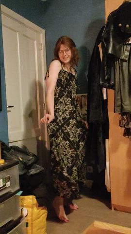 i love trying on new dresses 👗🔐, sir aproved the dress for our first date 🥵😍